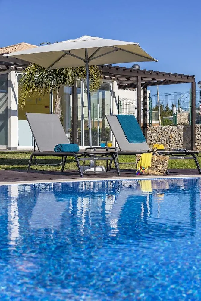 Aparthotel Hello Villas